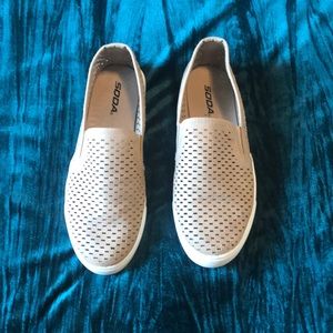 Slide Fashion Sneakers 🧡